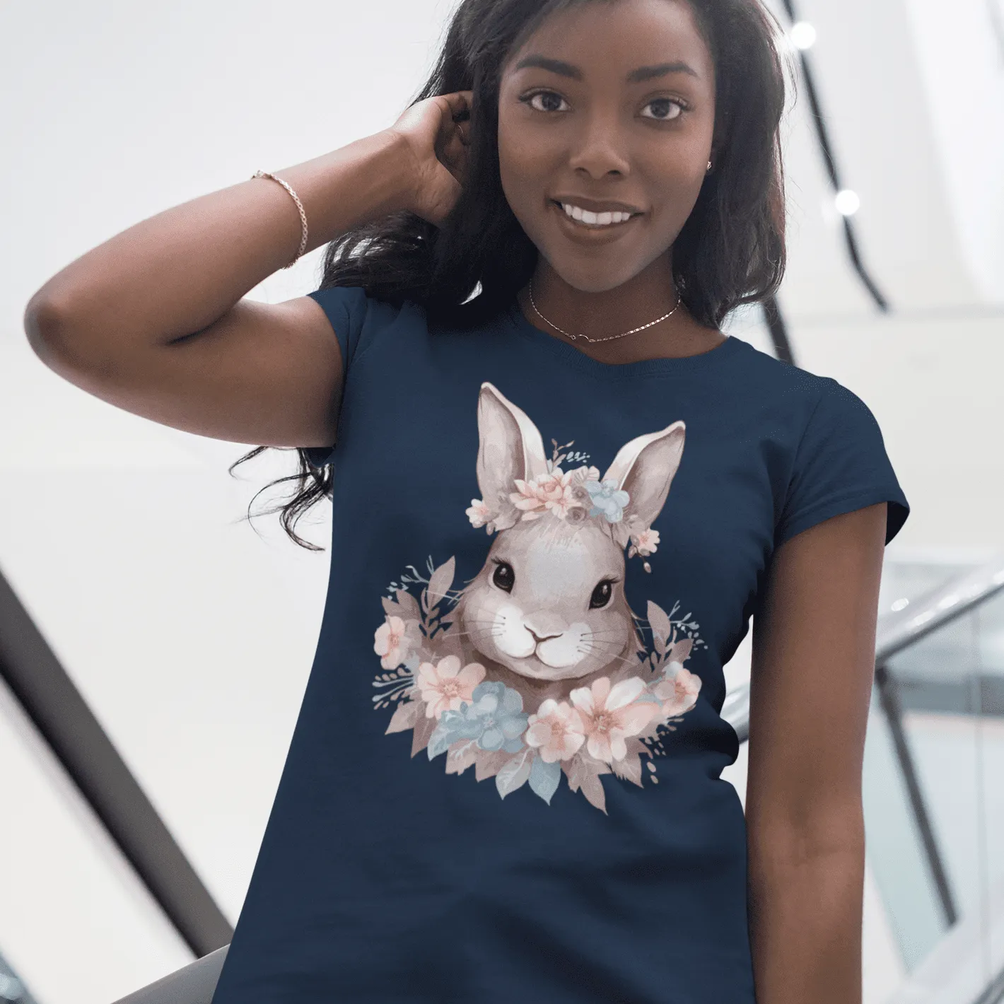 Damen T-Shirt mit Blumen Hase Motiv "Boho Bunny"