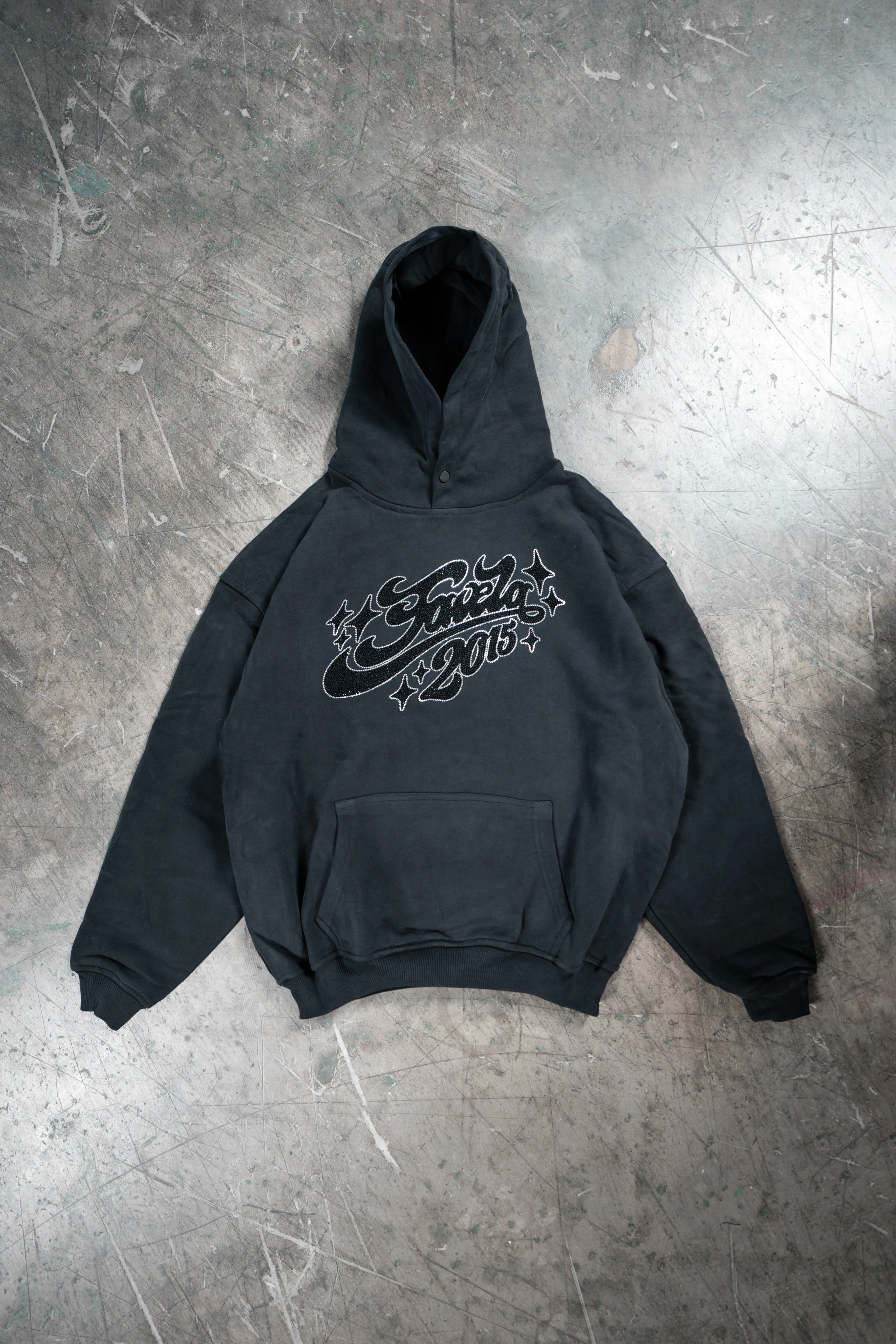 RHINESTONE 2015 BLACK SNAP BUTTON HOODIE